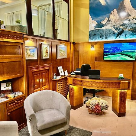 Hotel La Rivera Arenas De Cabrales Εξωτερικό φωτογραφία