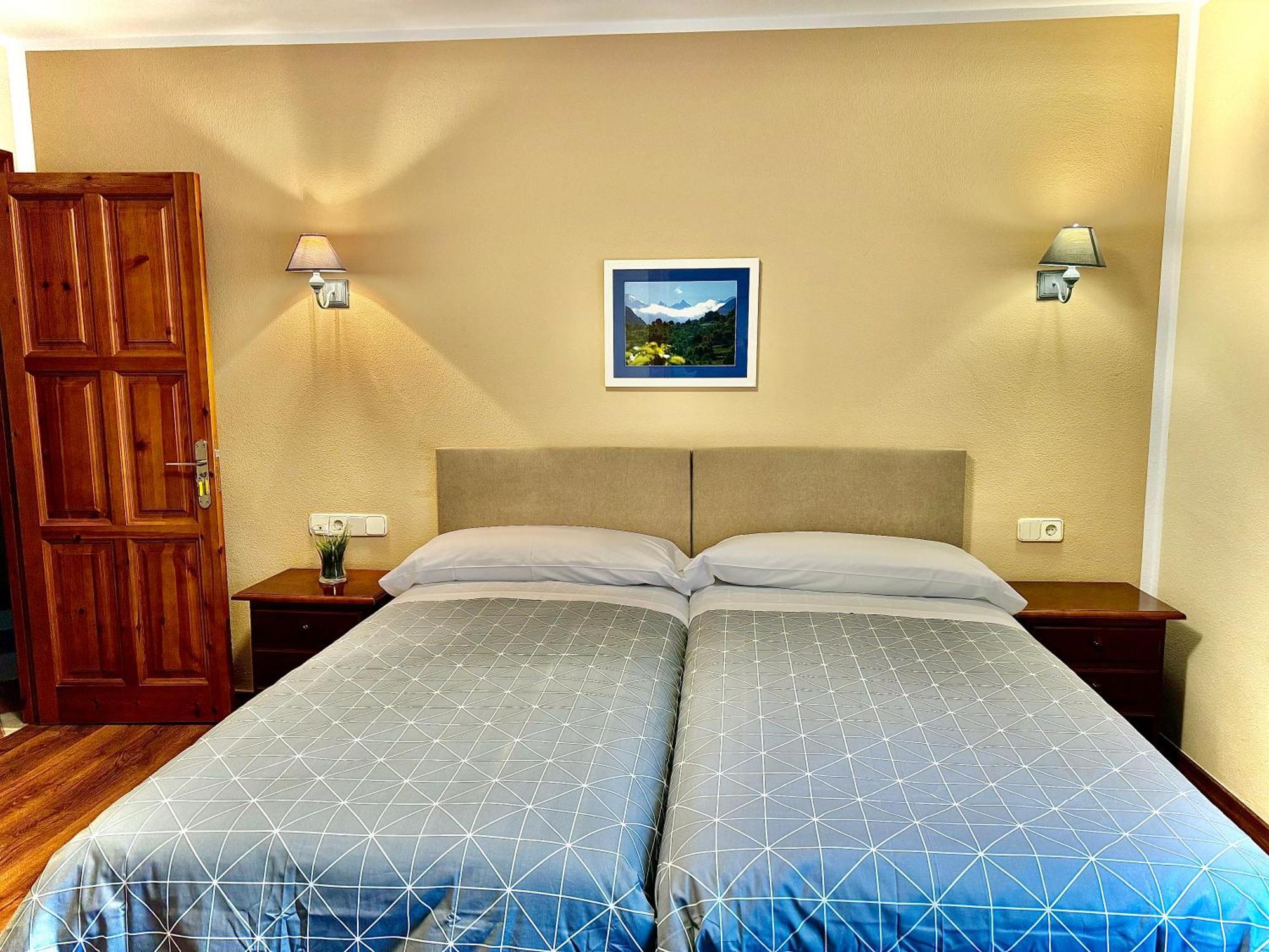 Hotel La Rivera Arenas De Cabrales Εξωτερικό φωτογραφία